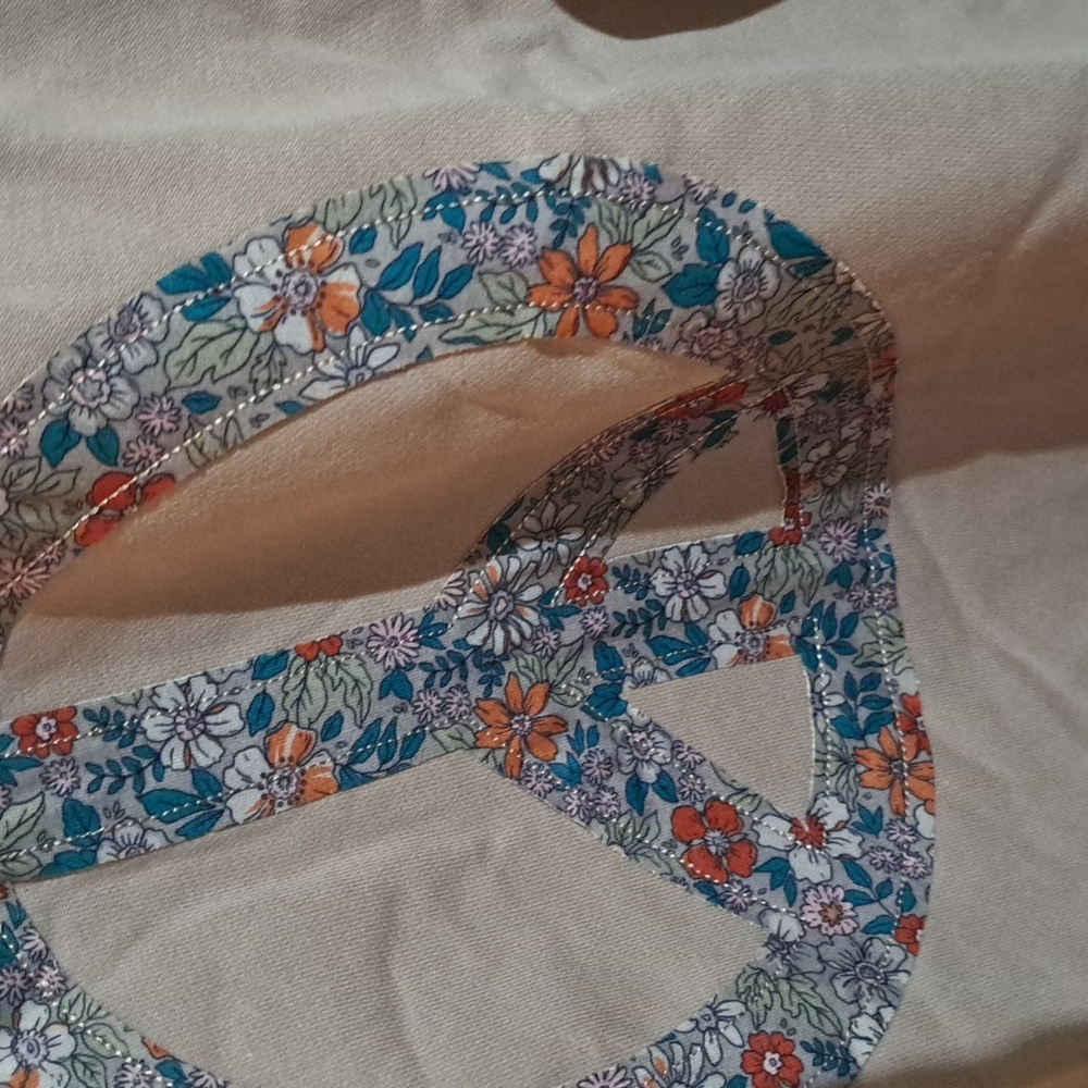 New Women's Pink Peace Sign Sweatshirt - Picture 15 of 15